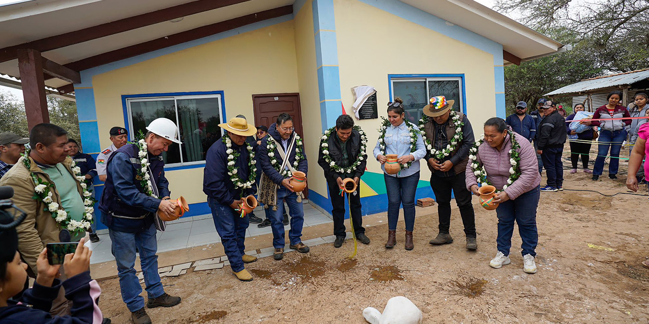 El presidente Luis Arce en la entrega de obras en Charagua, Santa Cruz. 
