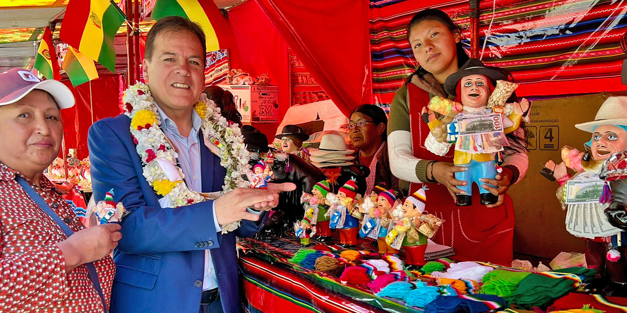 La Paz da inicio a la Alasita con la feria mayorista en honor al Ekeko 