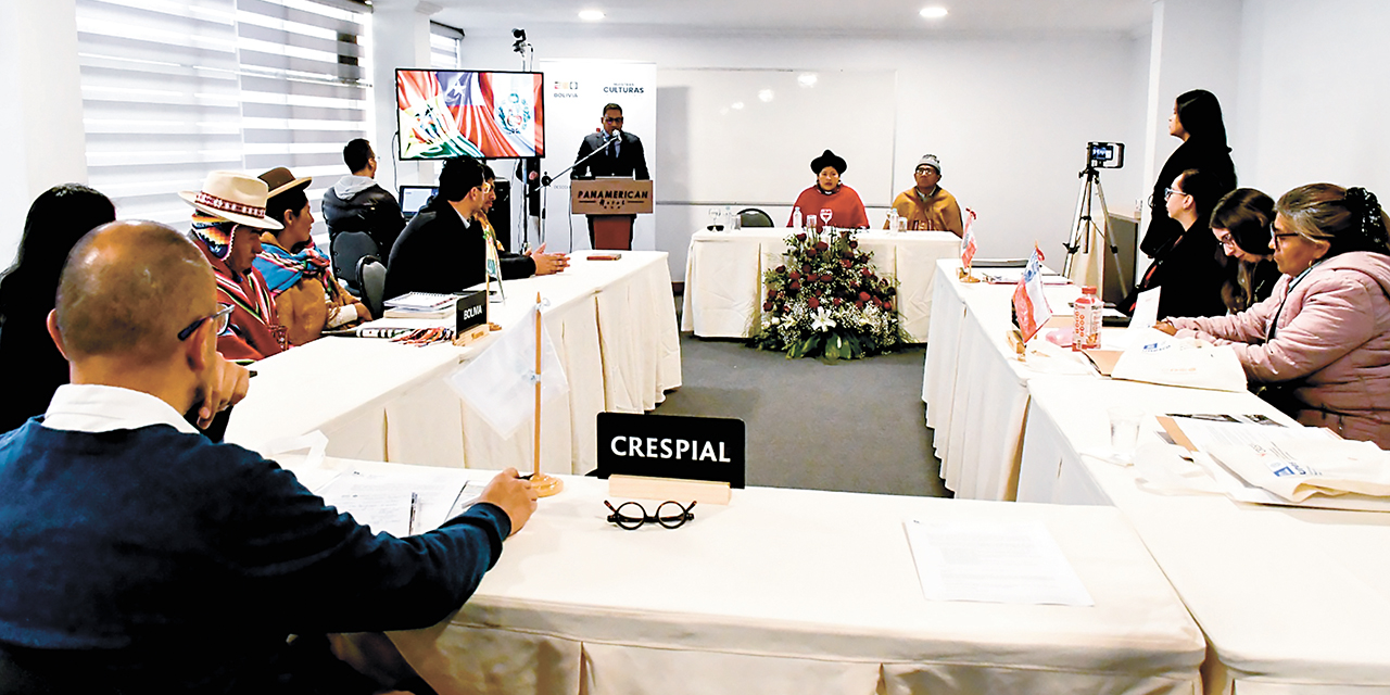 Bolivia lidera encuentro trinacional para postular el legado aymara ante la Unesco