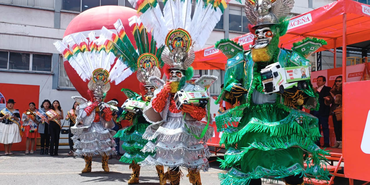 Viacha celebrará la Festividad de la Virgen del Rosario con más de 22 mil danzarines