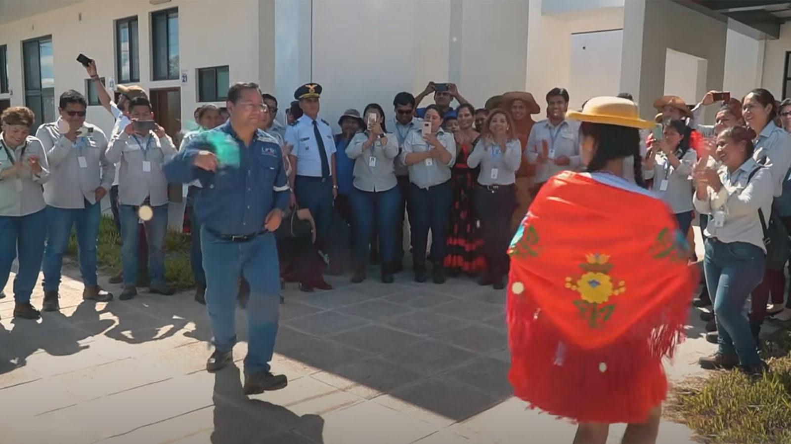 CUECA BOLIVIANA2 06 10