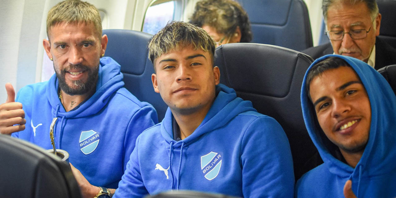 Velásquez y Robson Matheus viajarán a Brasil con la ilusión de sacarle puntos a Palmeiras.
