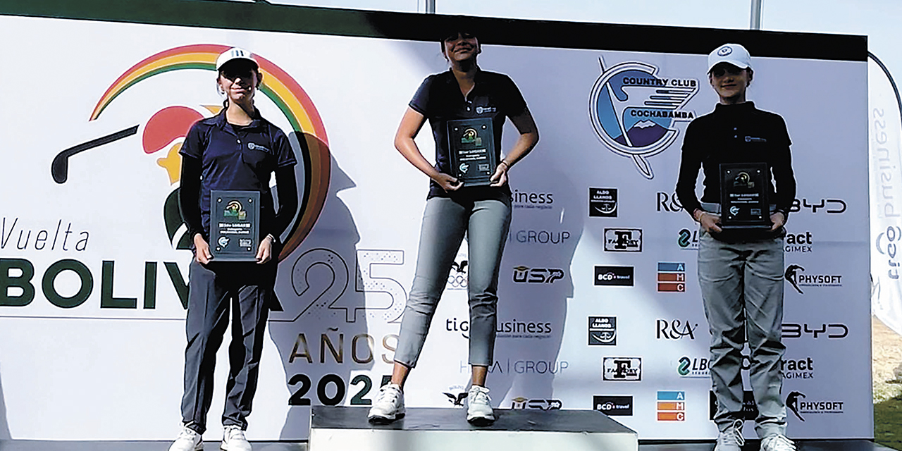 Las ganadoras de la categoría Juvenil damas.