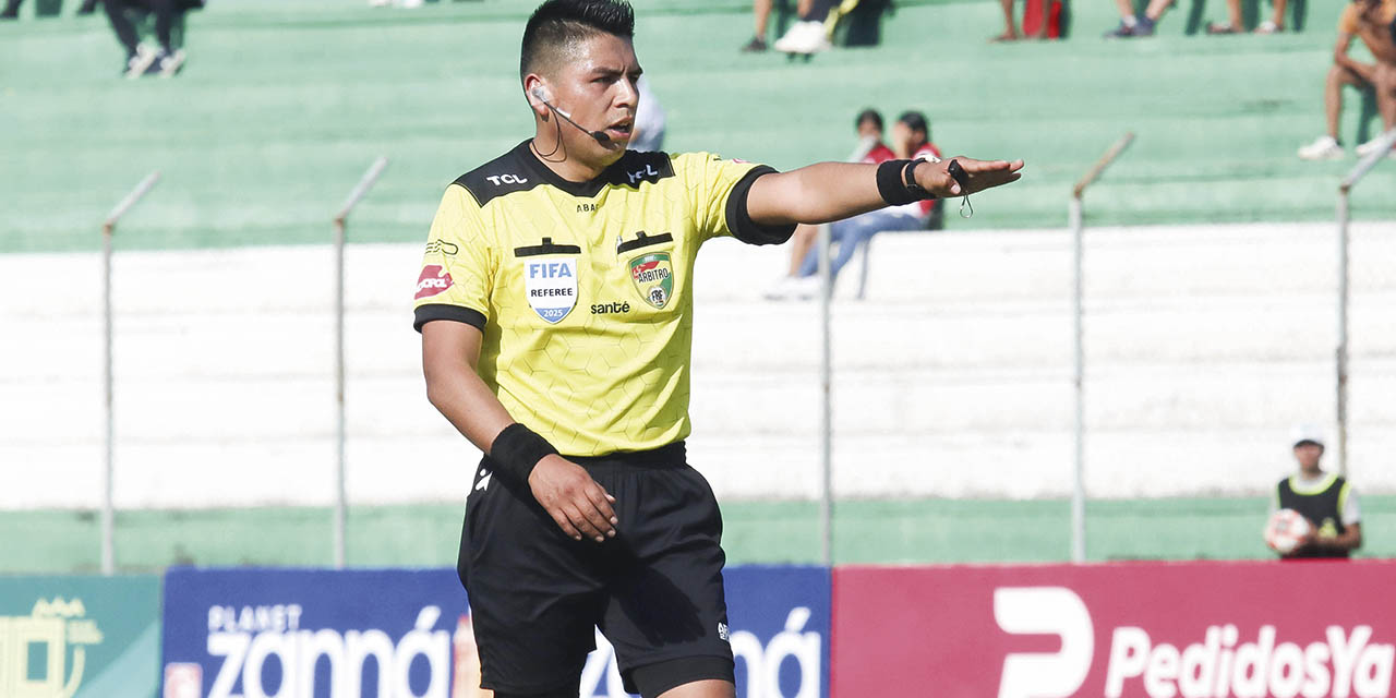 El árbitro paceño Gabriel Mendoza sería uno de los seleccionados.