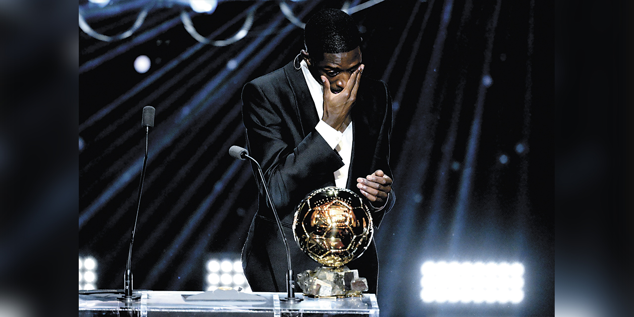 La emoción de Ousmane Dembélé después de ganar el Balón de Oro 2025. 