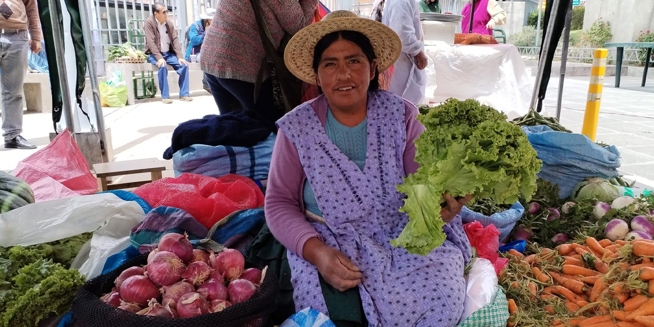 Los productores ofertan los alimentos directamente a los consumidores. 