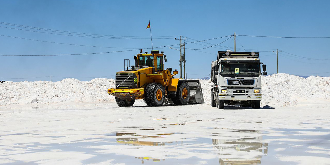 YLB denuncia politización sobre el tema del agua con las plantas de litio en Uyuni  