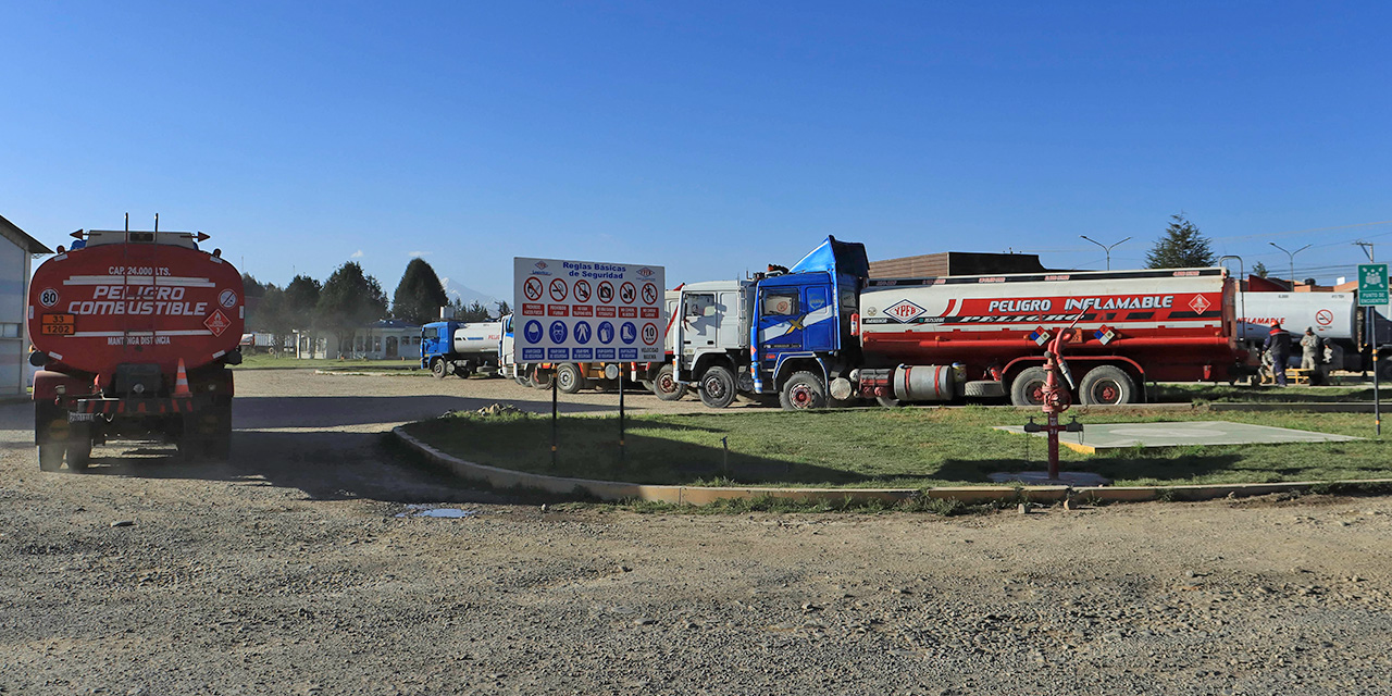 Rutas expeditas facilitan la provisión de carburantes