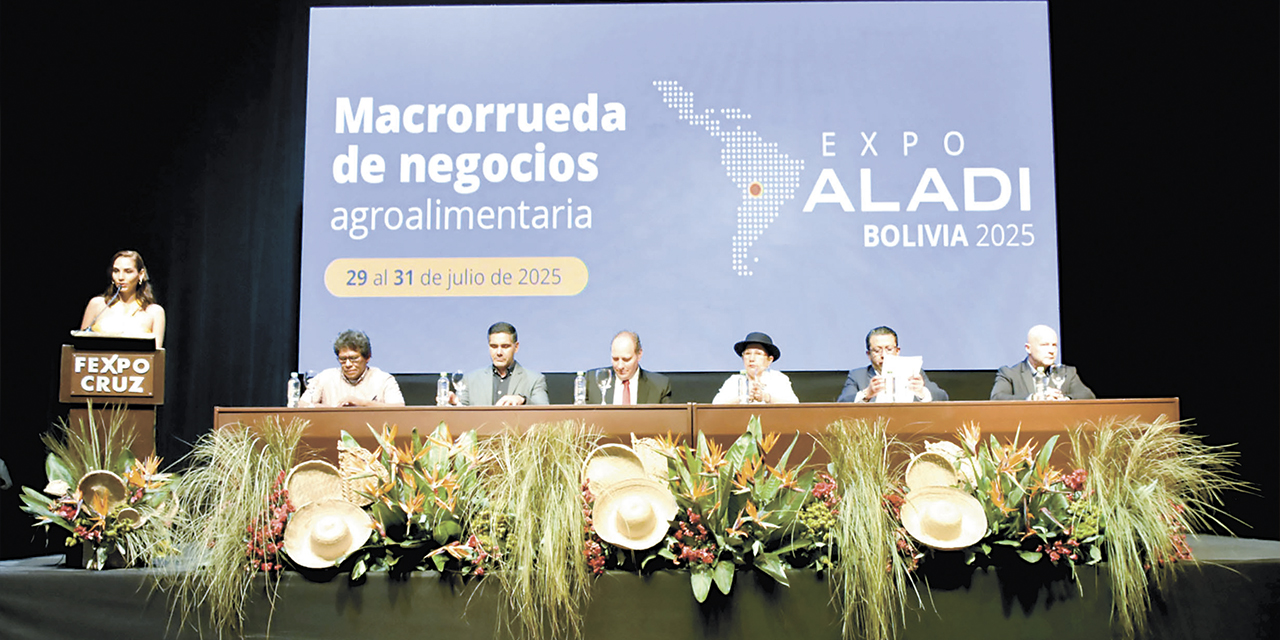 Presentación de la Macrorrueda en Santa Cruz de la Sierra.