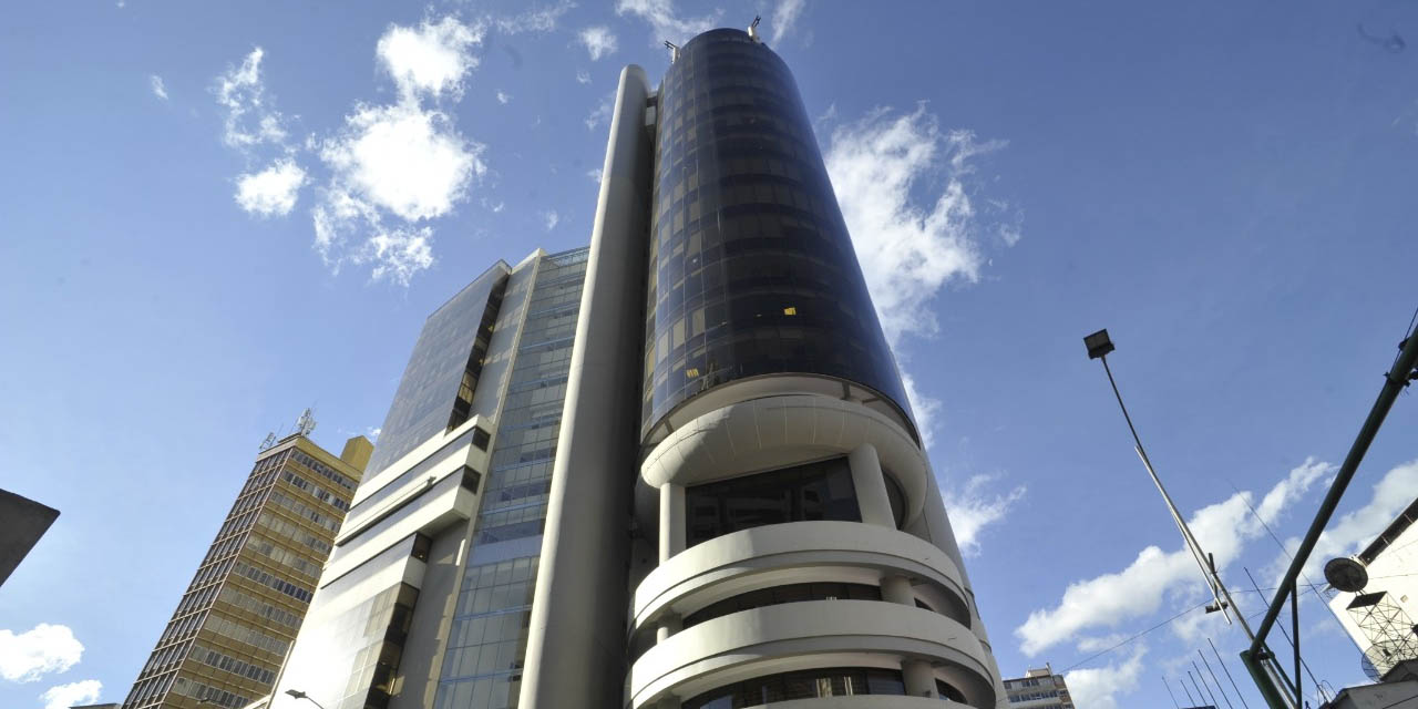 El edificio del Ministerio de Economía en la ciudad de La Paz. Foto: Archivo