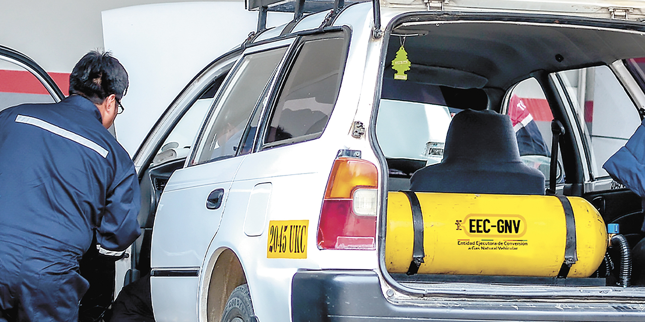 Un motorizado convertido a GNV.