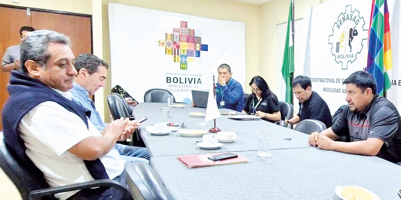 La reunión entre el Gobierno y los productores.