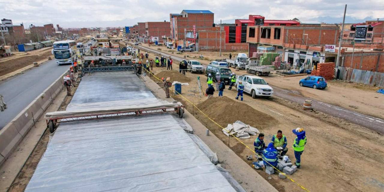 Avanza la construcción de la vía de 8 carriles, tramo Senkata-Apacheta 
