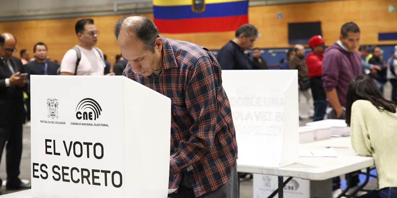 Las elecciones generales se celebrarán el 9 de febrero en Ecuador.