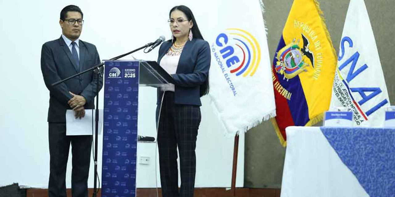 Las elecciones en Ecuador se inician con el voto anticipado de los reclusos