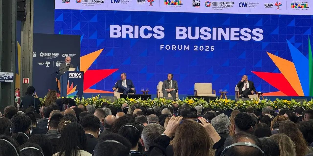 Lula solicita al Brics liderar un desarrollo sostenible y defender el multilateralismo