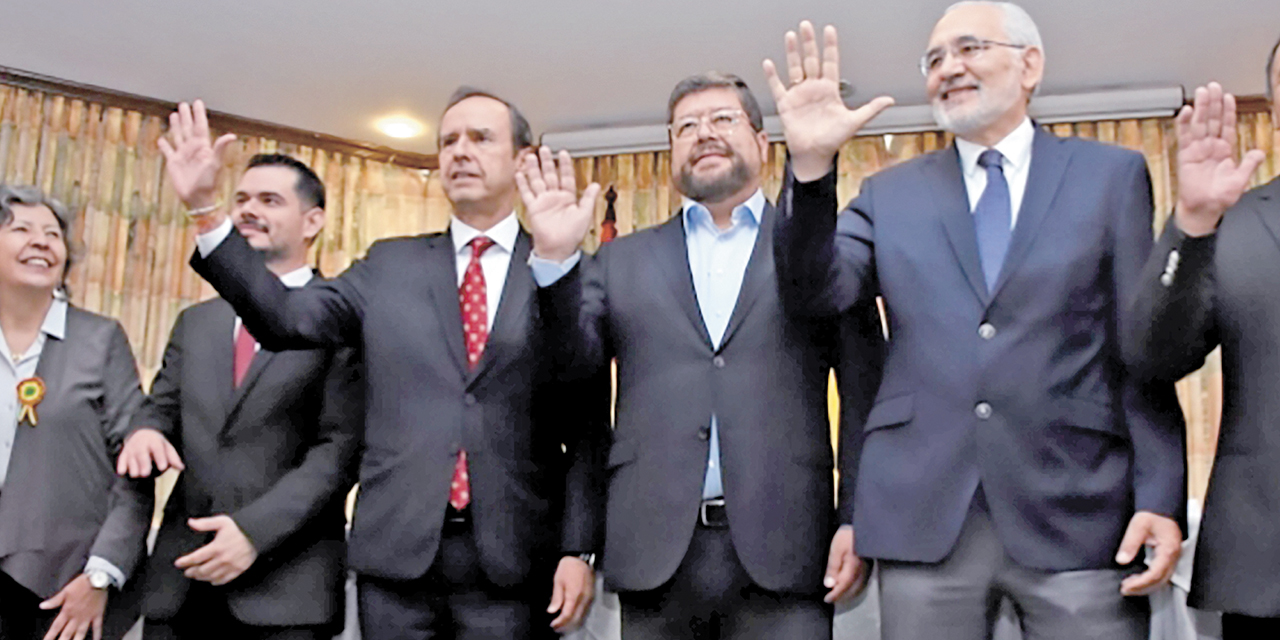 Jorge Tuto Quiroga junto a Samuel Doria Medina.