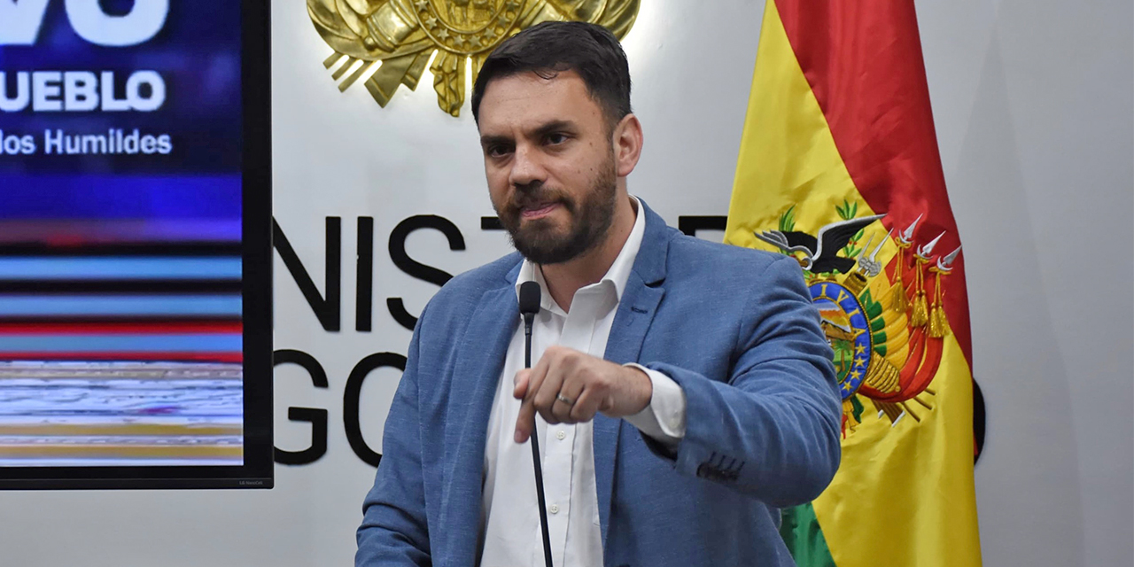 Del Castillo: Suspendí los operativos para detener a Evo por el riesgo de perder vidas