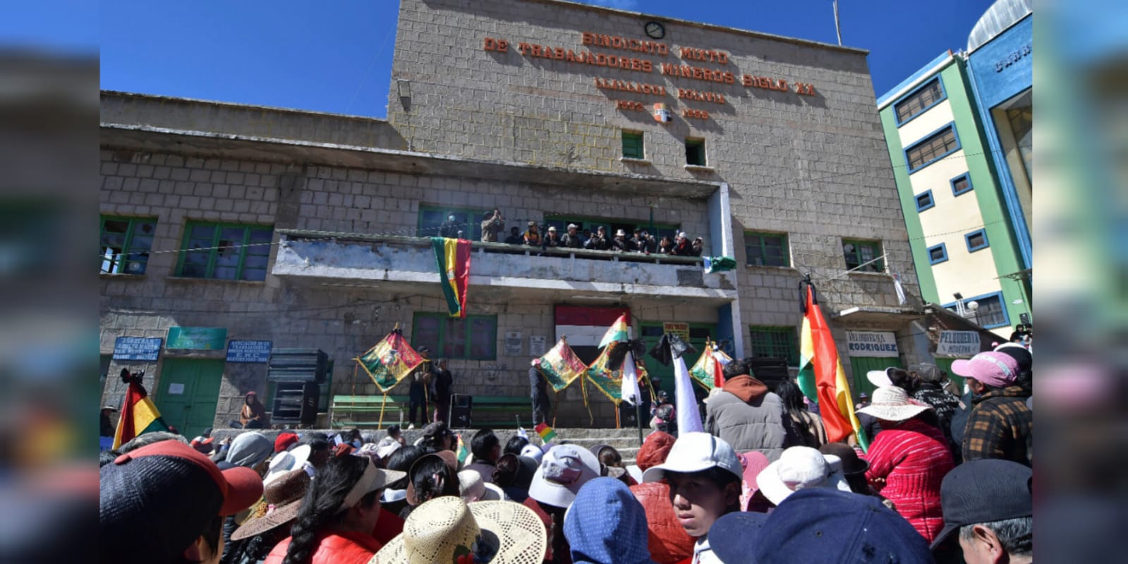 Cabildo en Llallagua, Potosí, donde se declaró persona no grata a Evo Morales