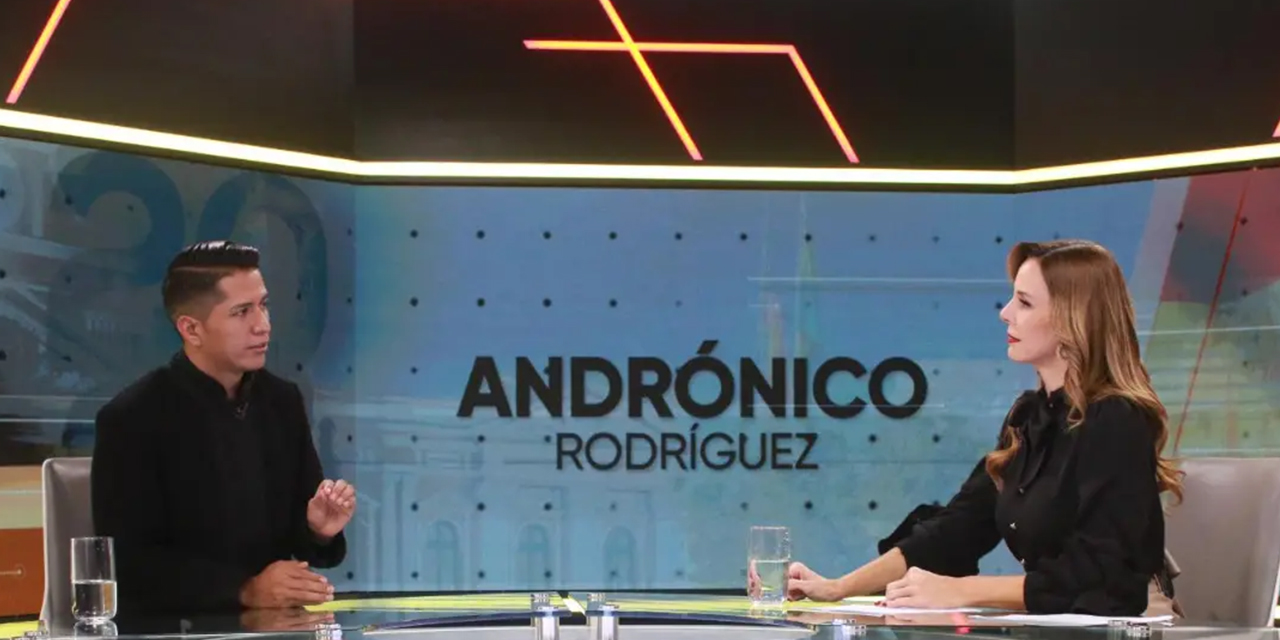 Andrónico Rodríguez en Unitel.