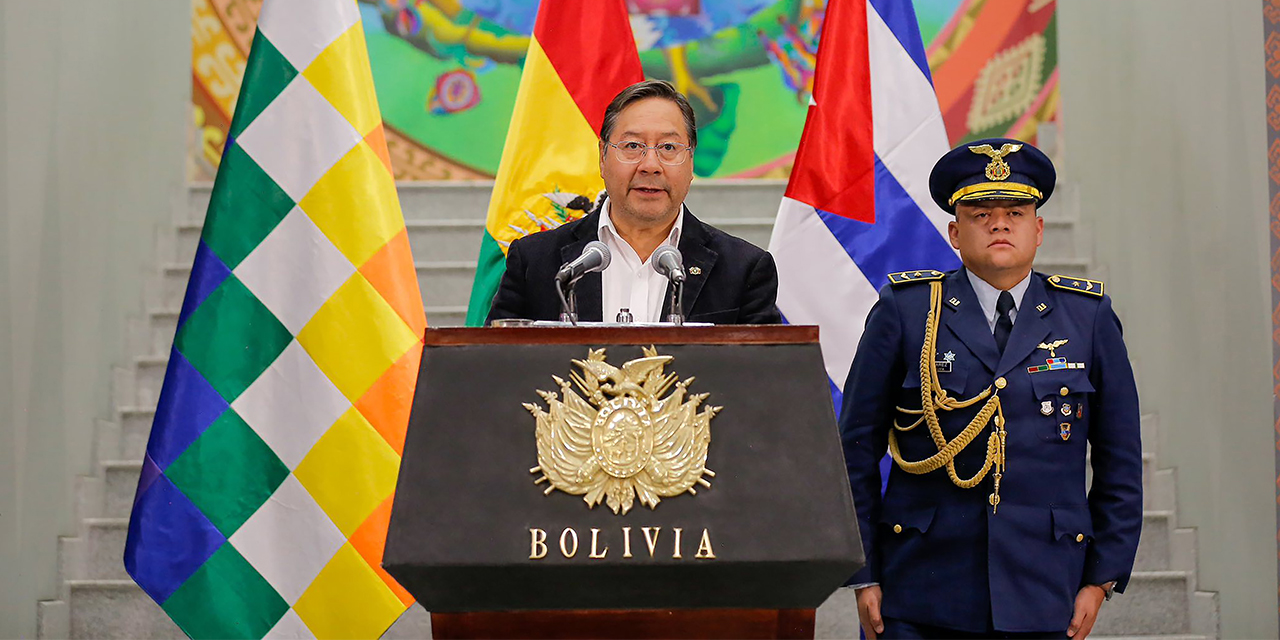 Arce recuerda los lazos de respeto entre Perú y Bolivia y rechaza dichos de Boluarte