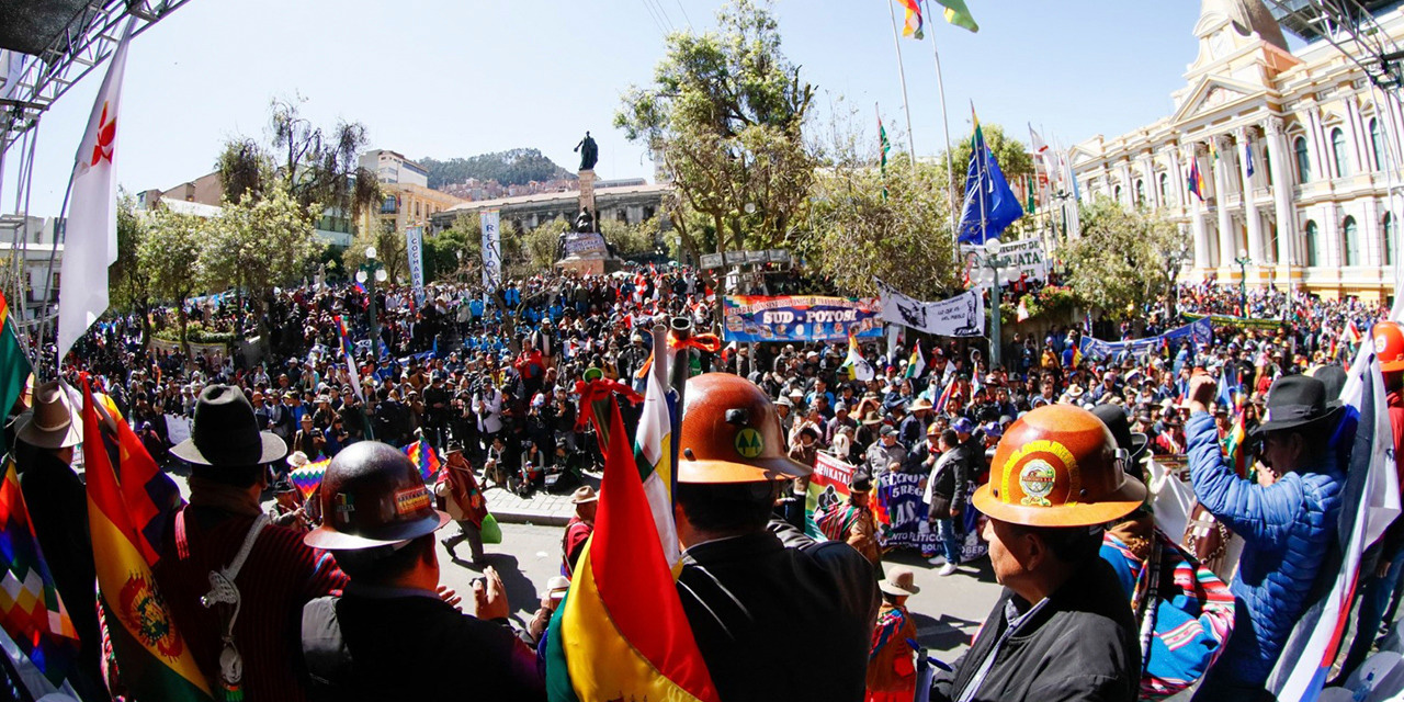 Organizaciones de Bolivia se alistan para defender los más de 12 hitos que se lograron en el Estado Plurinacional
