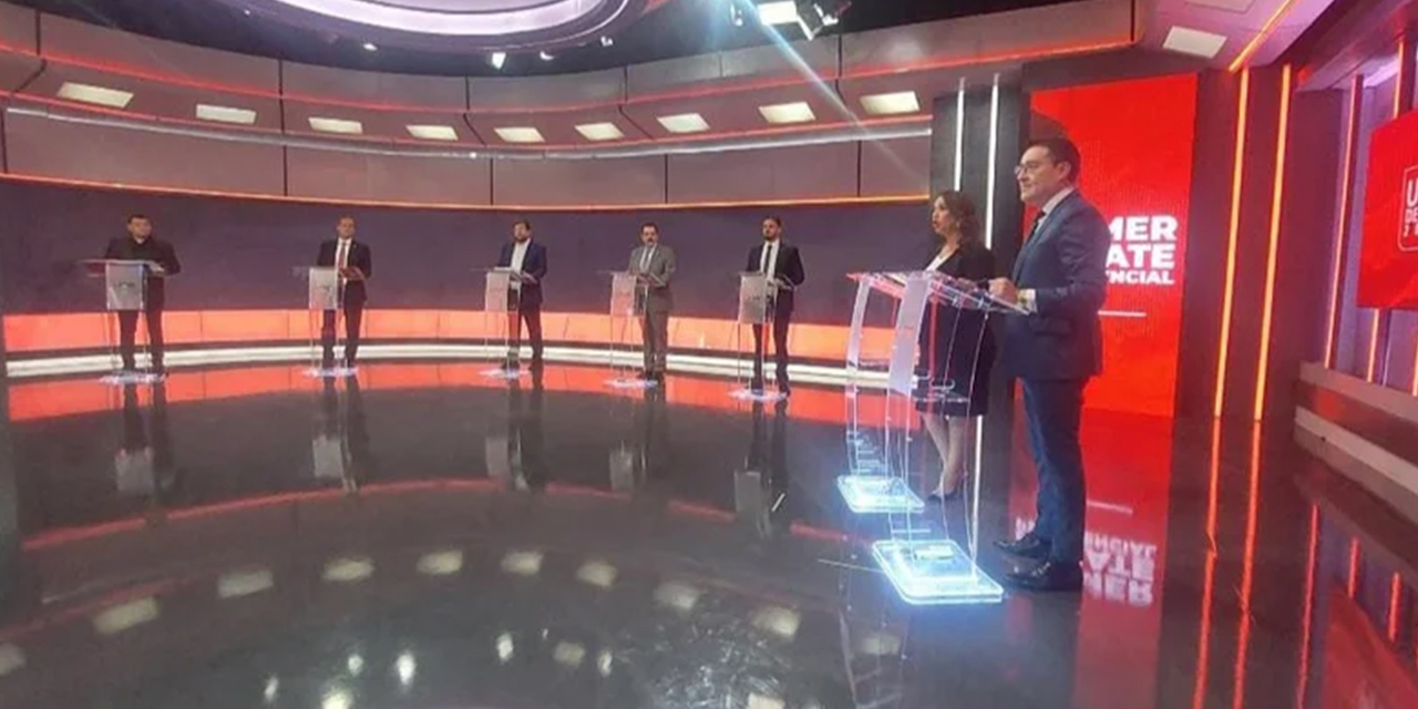 Cinco candidatos en debate de la Red Uno.