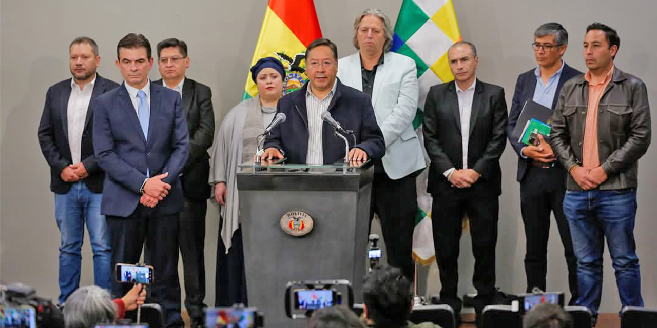 Arce: “Buscamos una transición democrática, pacífica y tranquila” 
