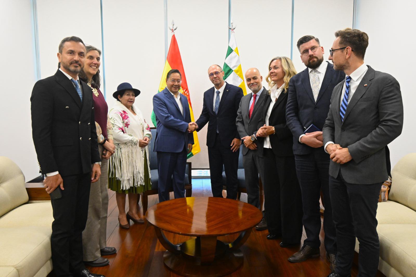 POL OEA FOTO PRESIDENTE 3