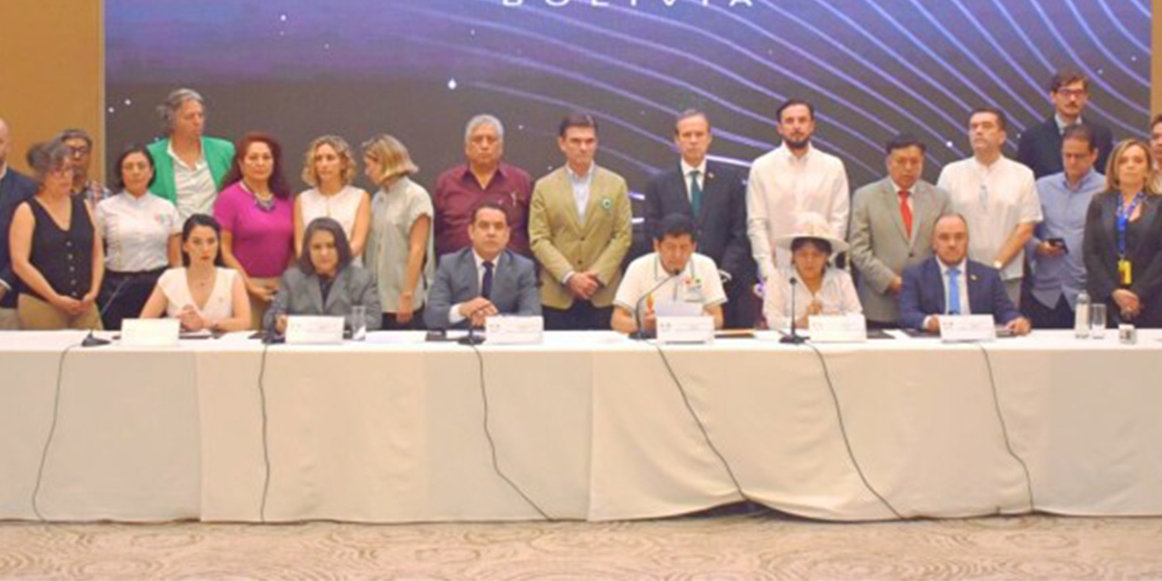 Los candidatos incumplen el acuerdo con el TSE y desatan guerra sucia rumbo al balotaje