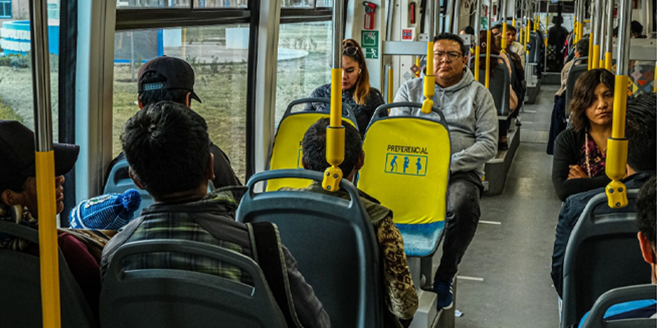 FOTO:  Tren Metropolitano