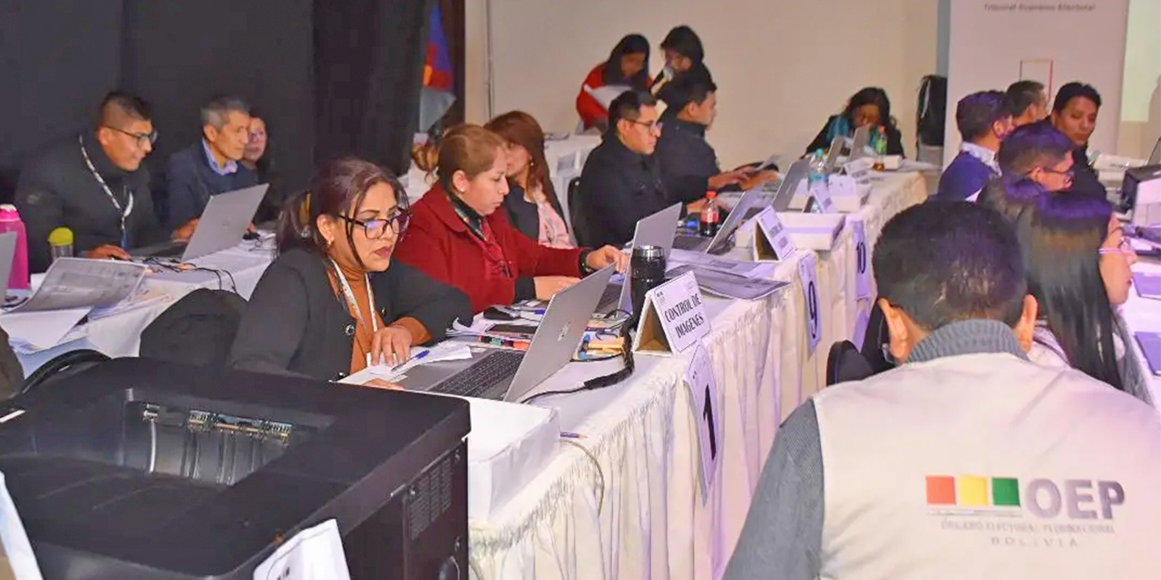 TSE ratifica ante la Fiscalía confiabilidad y transparencia en el proceso electoral