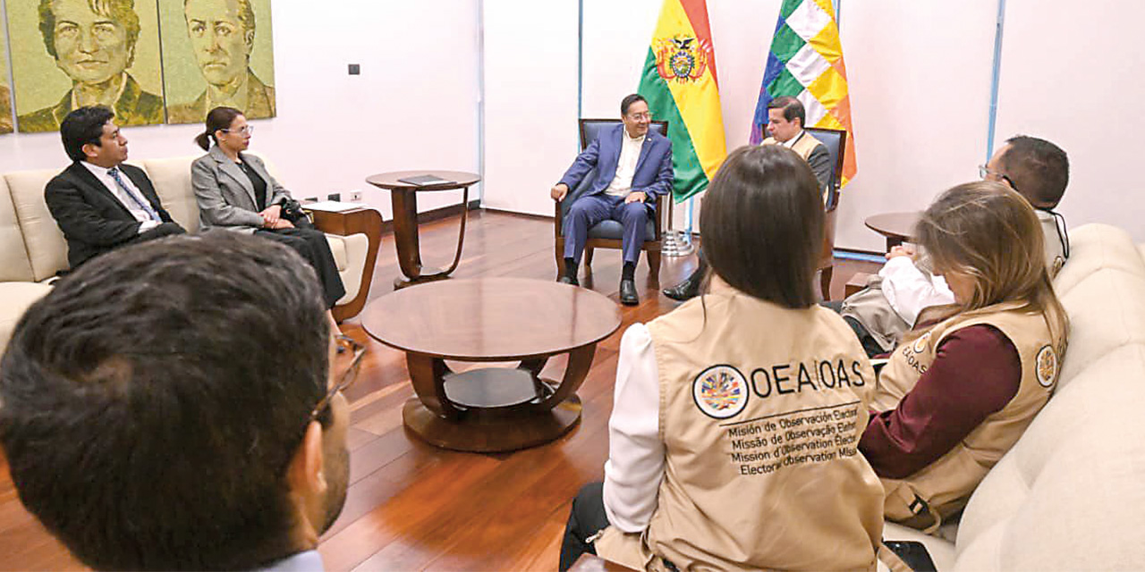 Arce insta a participar del histórico balotaje y reafirmar que Bolivia elige por la vía del voto