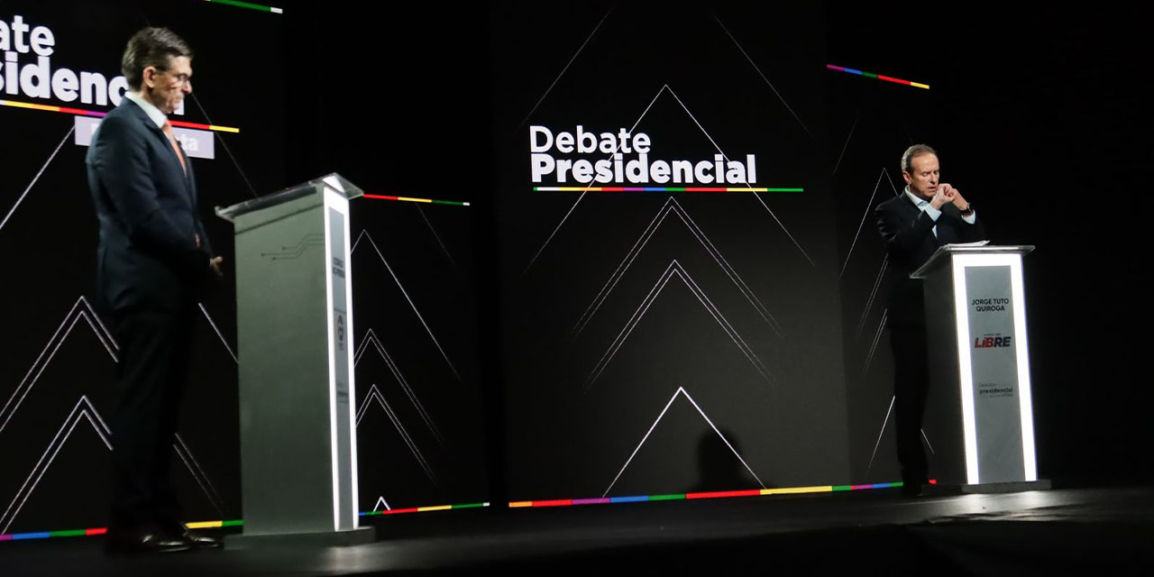 Los candidatos Rodrigo Paz Pereira (PDC) y Tuto Quiroga (alianza Libre).