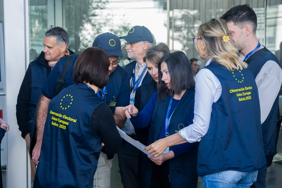 UE OEA