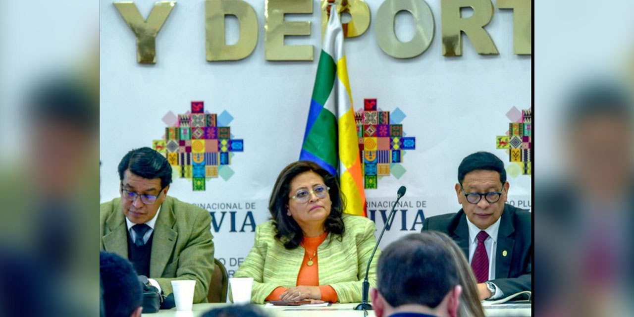 // FOTO:  captura video G.E./RRSS X