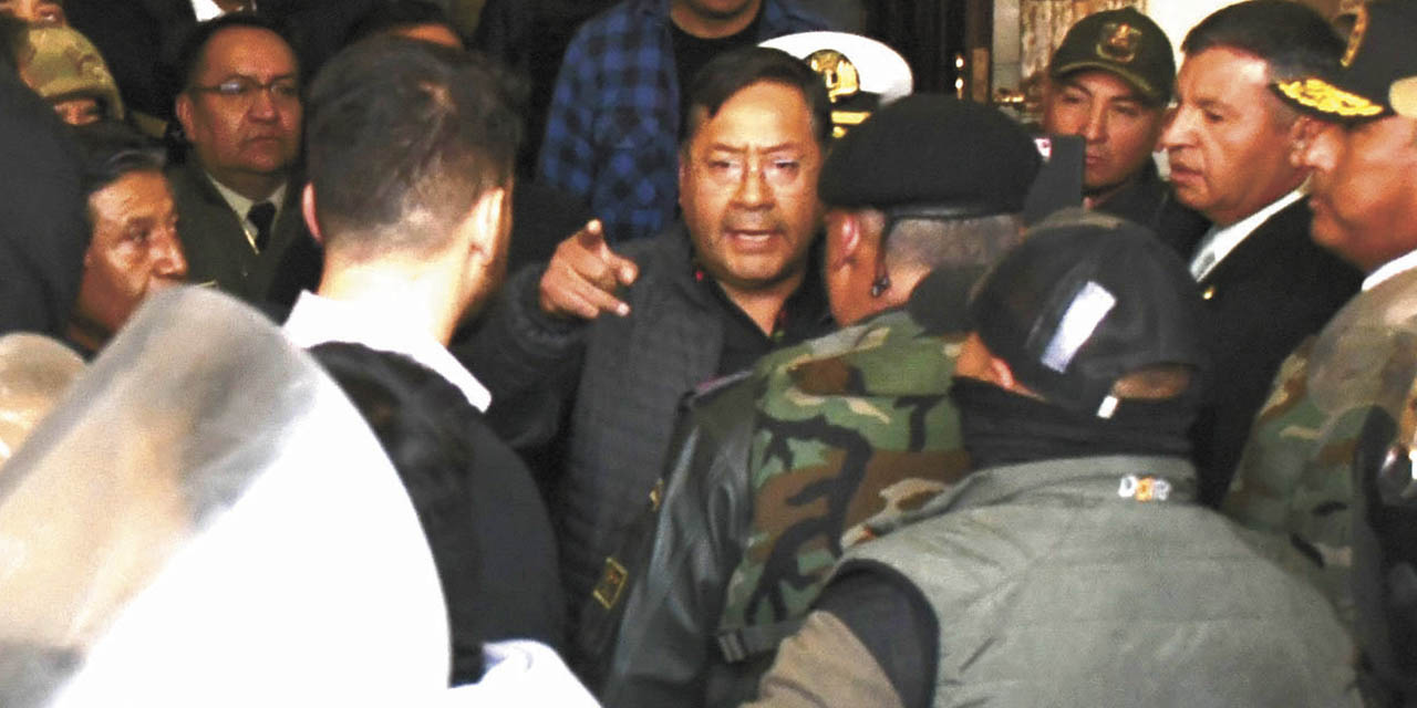 La vocación democrática de Lucho y el pueblo se impuso a los “golpistas”   