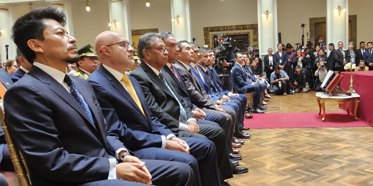 La ciudadanía ve con optimismo al gabinete técnico del Presidente