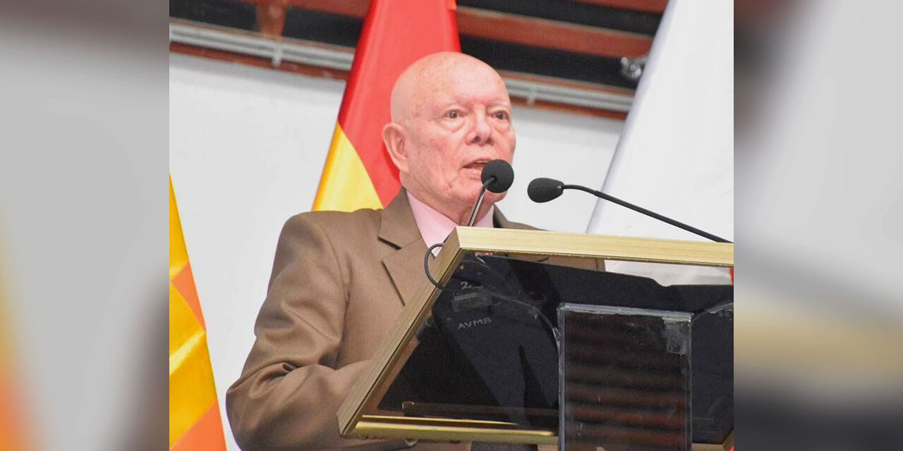 Hassenteufel desea éxito al presidente y vicepresidente electos y les pide tomar “grandes decisiones”