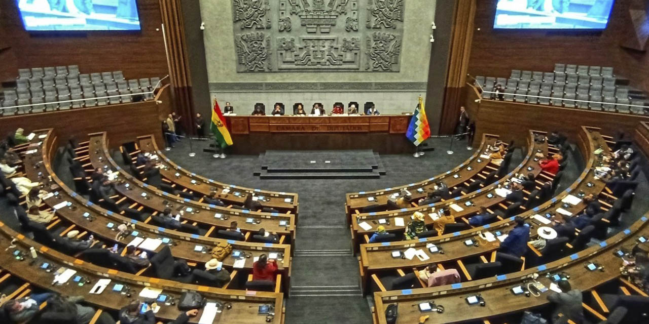 El pleno de la Cámara de Diputados de la Asamblea Legislativa.