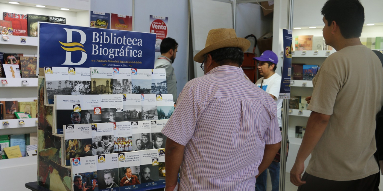 Fundación Cultural del BCB presenta su Biblioteca Biográfica rumbo al Bicentenario en Cochabamba