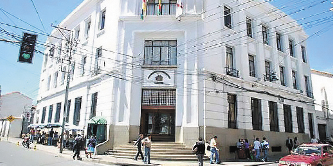 Fachada de la Fiscalía General del Estado.