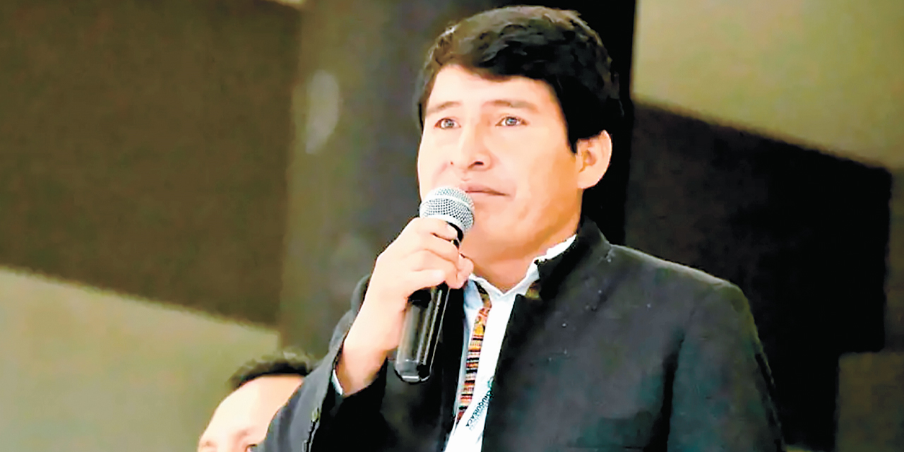 El gobernador de Chuquisaca, Damián Condori.