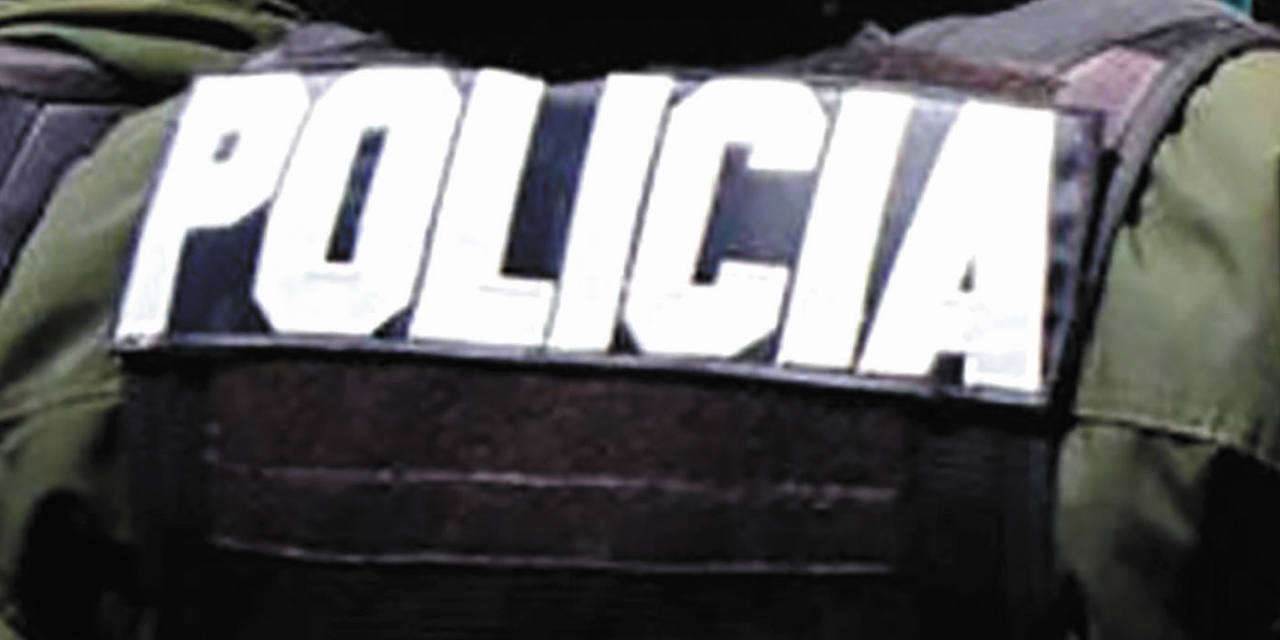 Un sargento fue dado de baja.