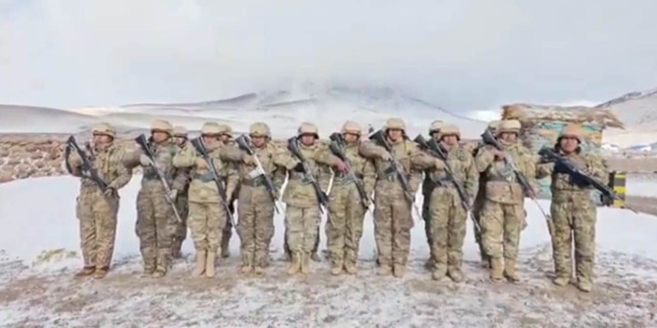 Militares cumplen su misión de resguardo de fronteras en situaciones climáticas extremas