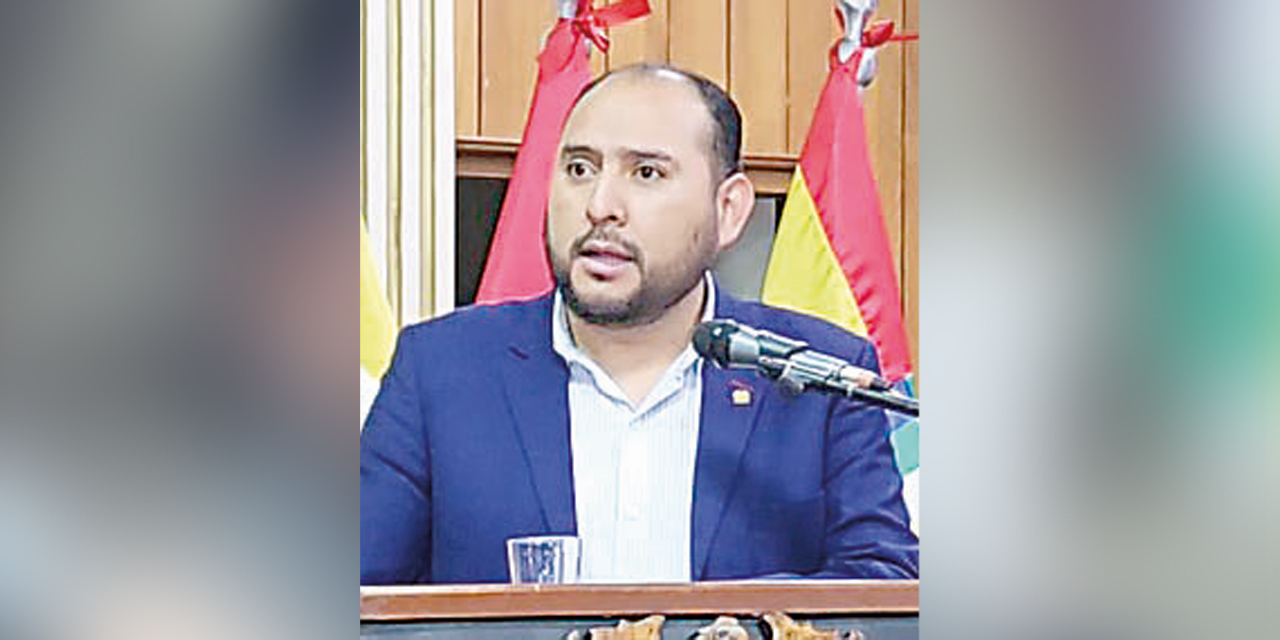 Roberto Ríos 
