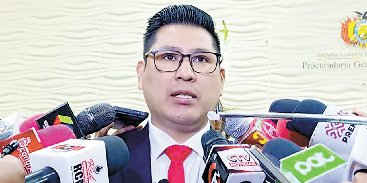 El procurador Ricardo Condori.