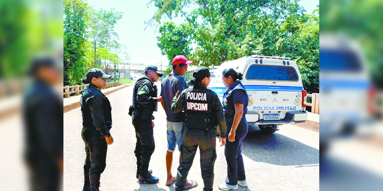 La Policía entrega al prófugo a sus pares de Brasil. 