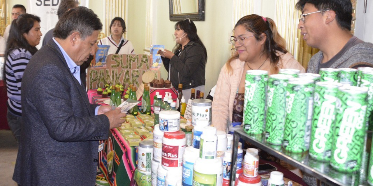 Bolivia exhibirá productos derivados de la hoja de coca en Viena, Austria