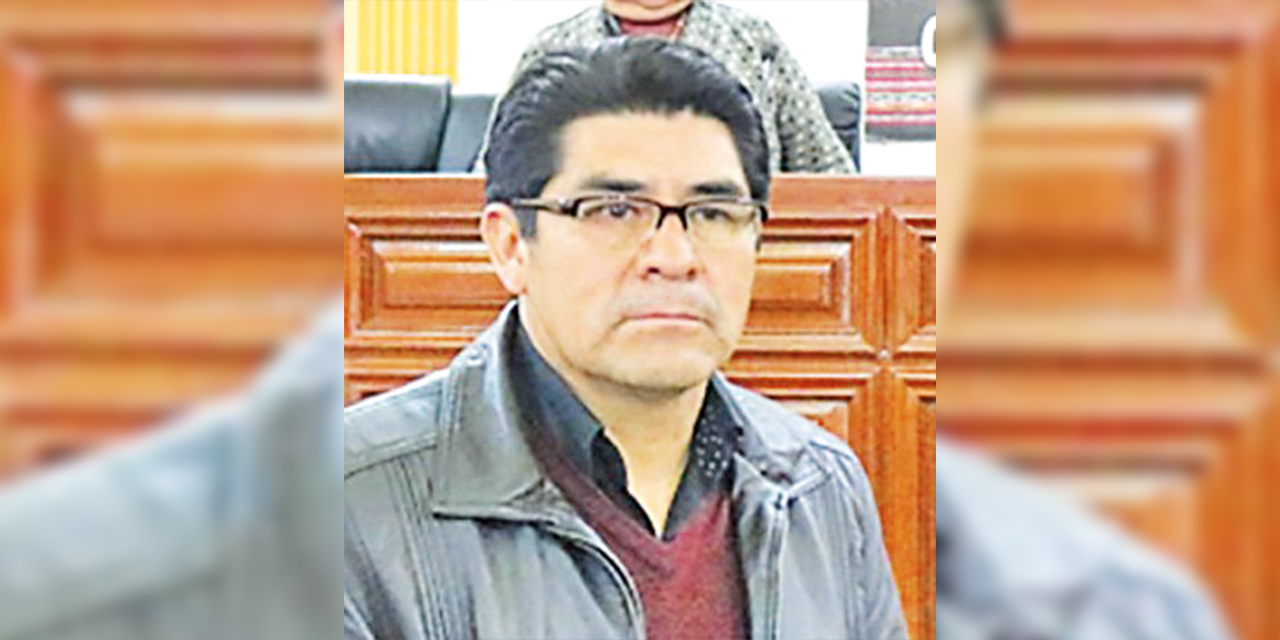 Omar Véliz Ramos